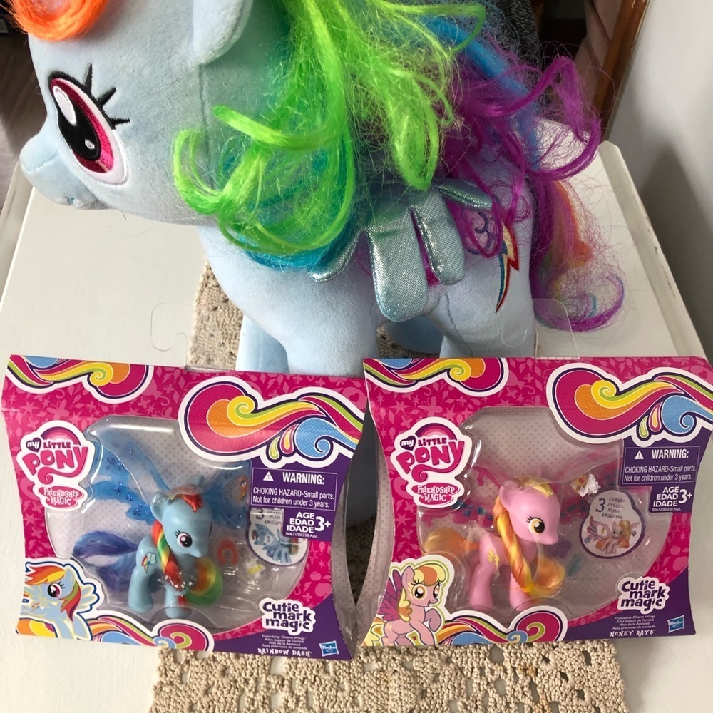 My Little Pony Cutie Mark Magic Charm Wing Rainbow Dash plush and Honey Rays x 3